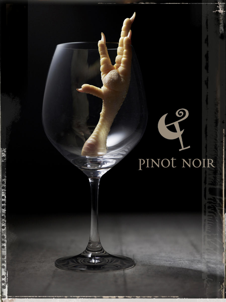 Domaine Thierry Constantin - Pinot Noir - accord mets vin avec le restaurant Supersaxo coq en Pâte à Sion de jean Marie Théler 