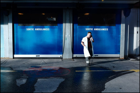 Groupe d'intervention du SMUR en ville de Lausanne, assistance médicale qui épaule les ambulanciers en fonction des cas les plus grave